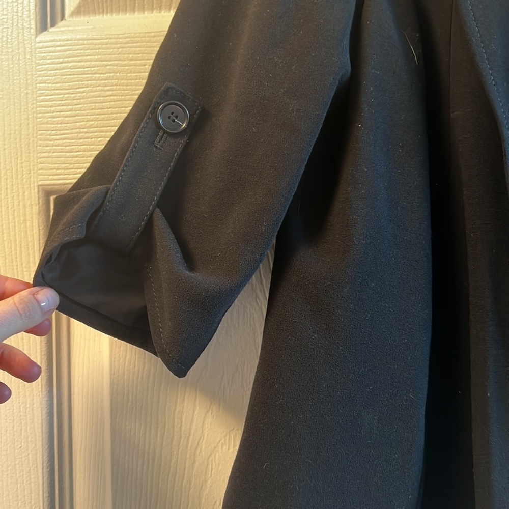 Cropped black jacket - Picture 3 of 3